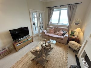 Photo 5- click for photo gallery